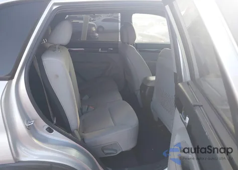 2014 Kia Sorento Lx from USA, damaged, VIN 5XYKTCA65E6544533